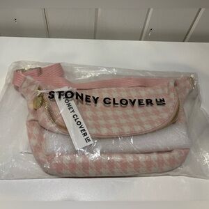 Stoney Clover Lane Jumbo Fanny Pack Quilted Pink Houndstooth